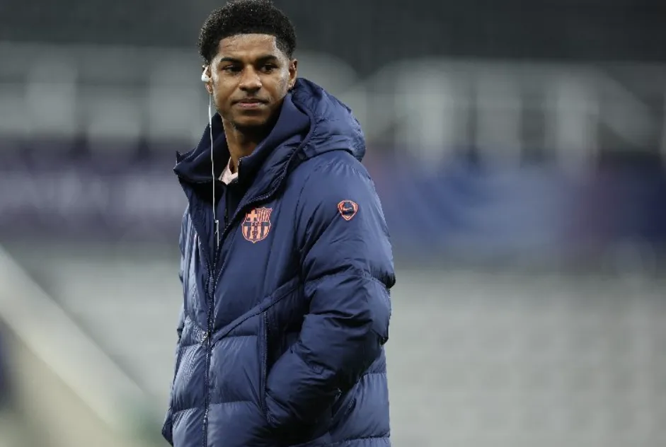 A Difficult Decision for the Red Devils